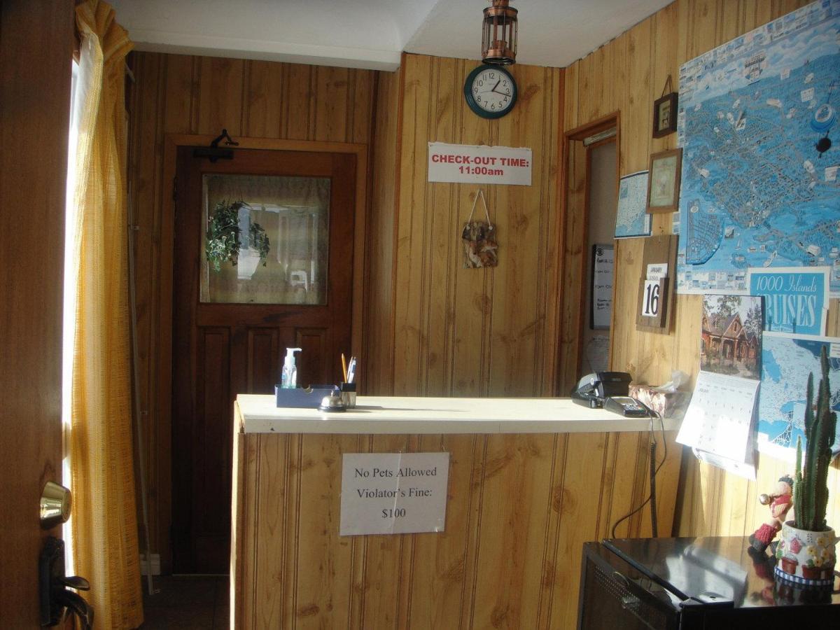 Welcome Traveller Motel Кингстон Экстерьер фото